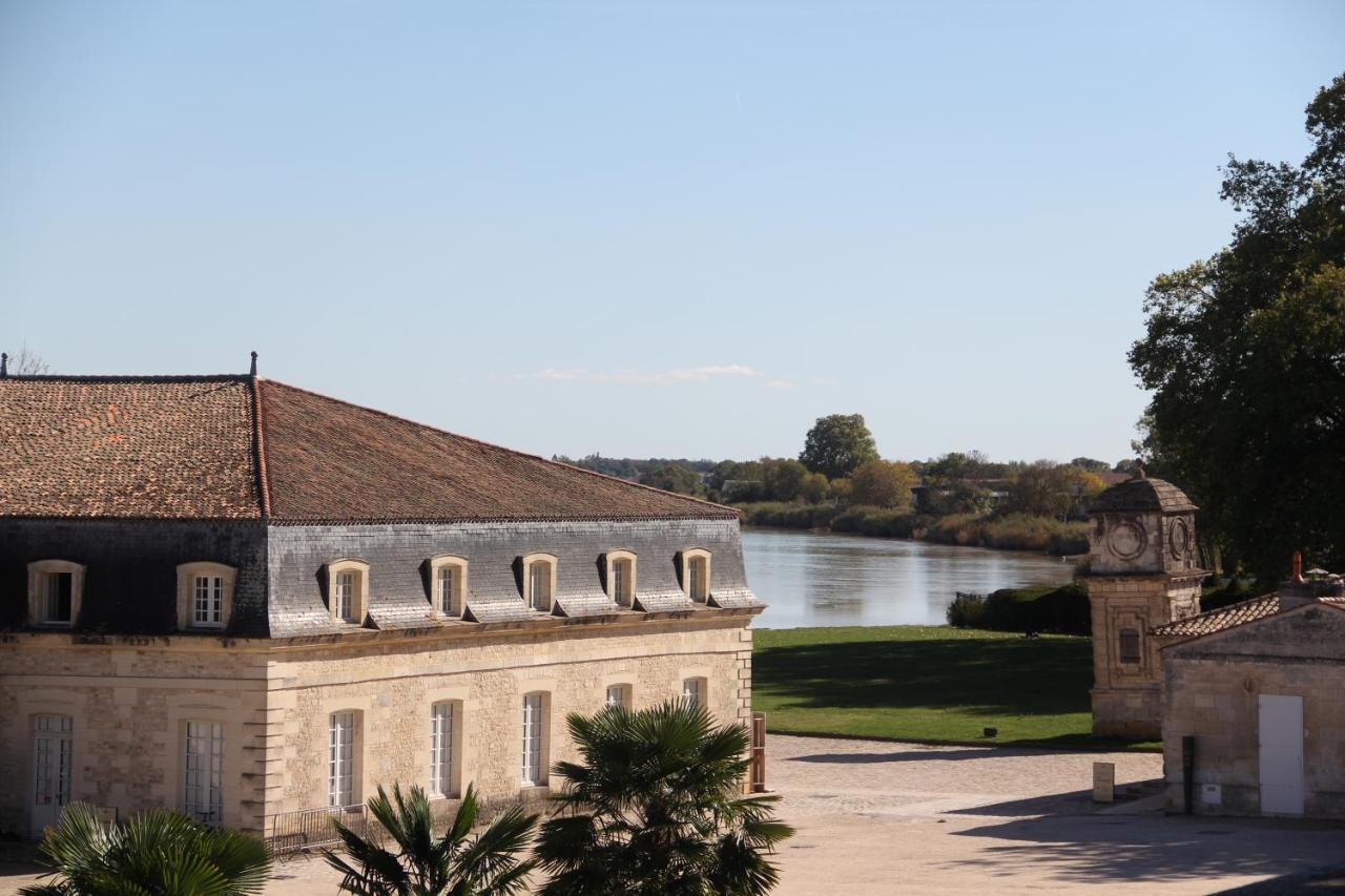 Les Demoiselles De Rochefort Exterior foto